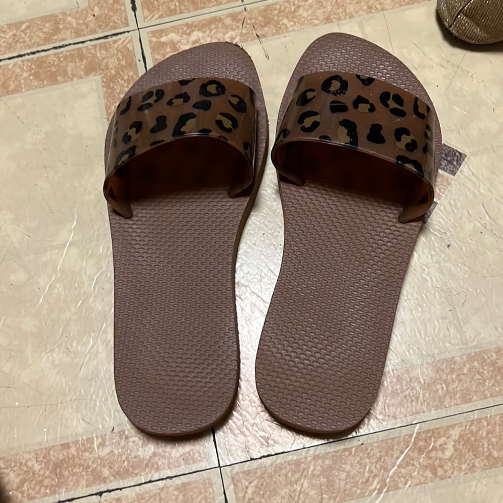 Old navy slides